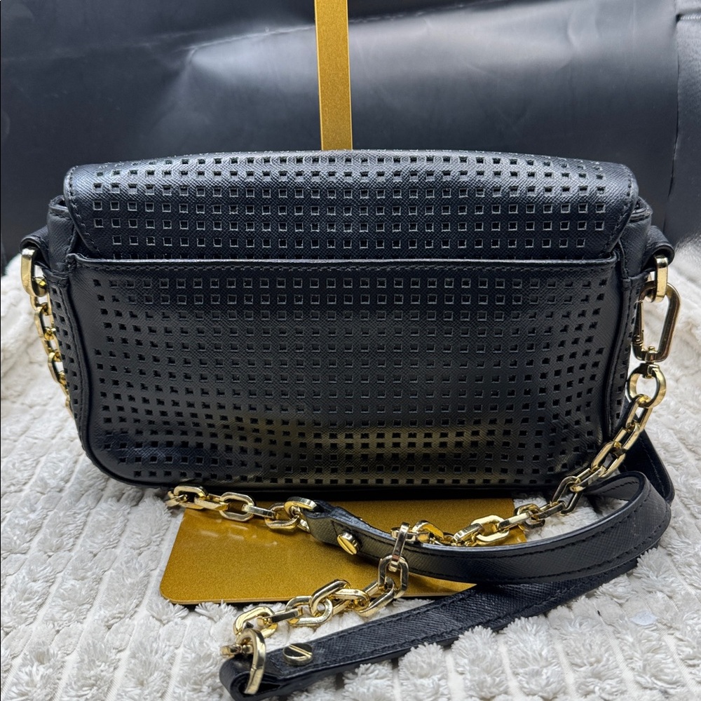 ❌SOLD❌Tory Burch Robinson Chain Small Crossbody Bag - Picture 4 of 11